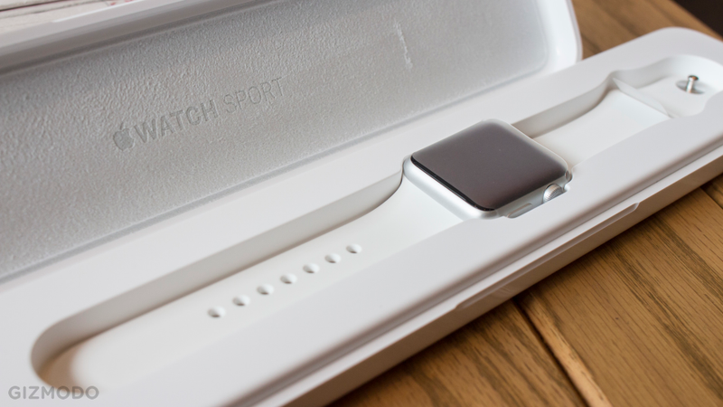 Illustration for article titled Apple Watch Review: I Beta-Tested The Watch So You Don't Have To